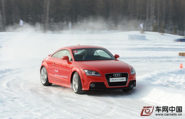 quattro完美驅(qū)動 2011奧迪冰雪體驗