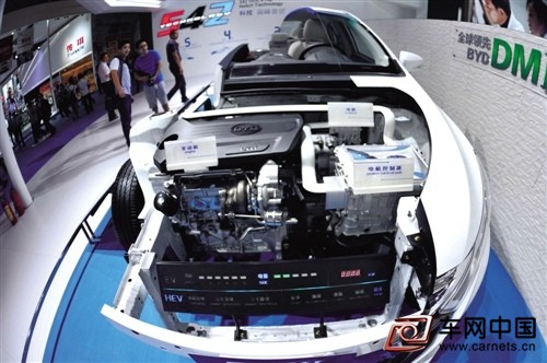 新能源車新政促行業狂飆突進 成熟還需協同發展