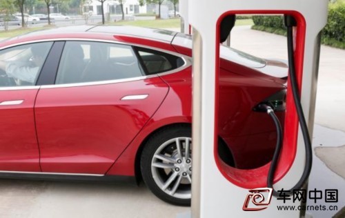 車企數百億備戰新能源汽車 三大瓶頸待破