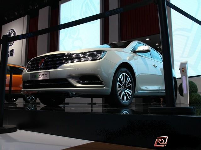 榮威E950：首款新能源中高級車亮相