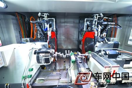 上海造發動機生產線