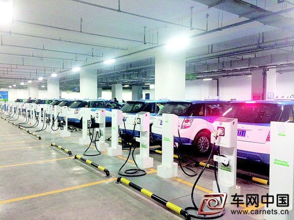 新能源汽車產業駛上高速