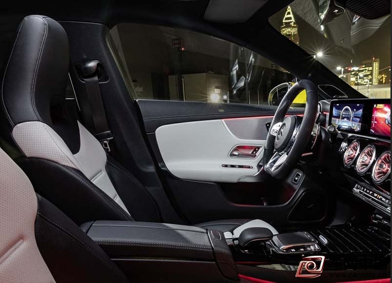 梅賽德斯-AMG CLA35 4MATIC 內飾1