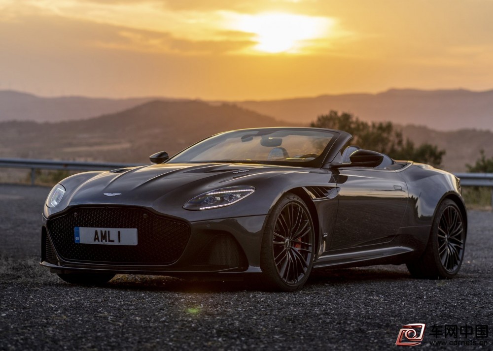 Aston_Martin-DBS_Superleggera_Volante-2020-1600-0b