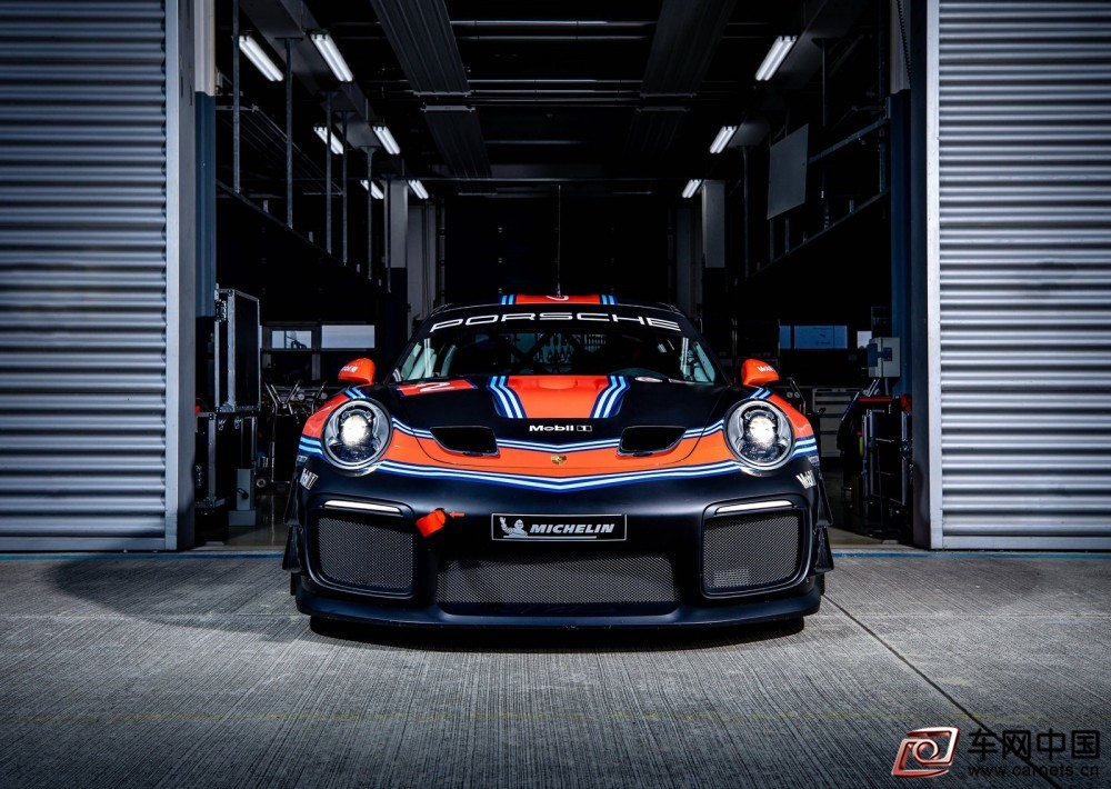 Porsche-911_GT2_RS_Clubsport-2019-1600-2a