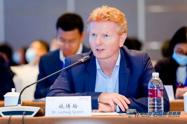 施博翰：立足新能源汽車，以寶馬的方式踐行可持續減排目標