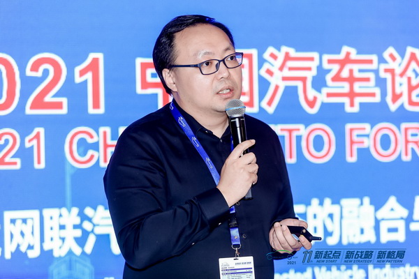 劉洋：滿足高階自動駕駛需求，高精度地圖提供感知和定位